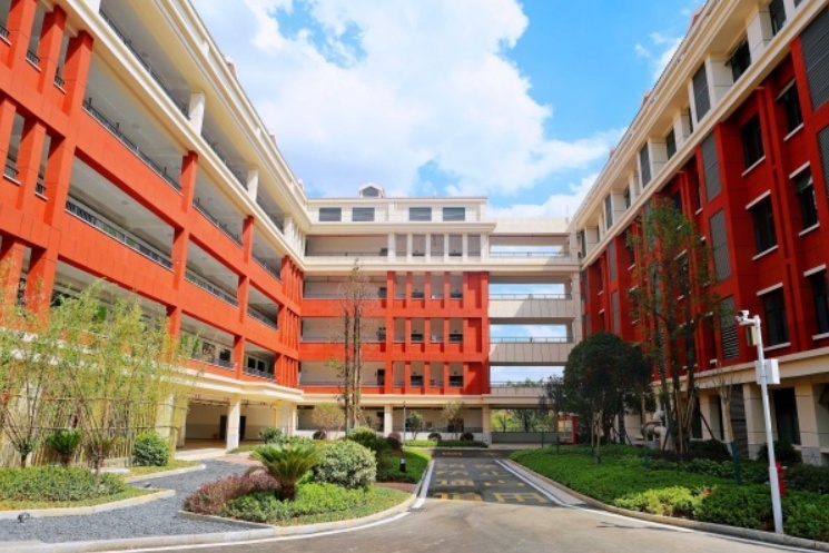 新疆乌鲁木齐高考复读学校，高考复读全日制学校，高中复读学校
