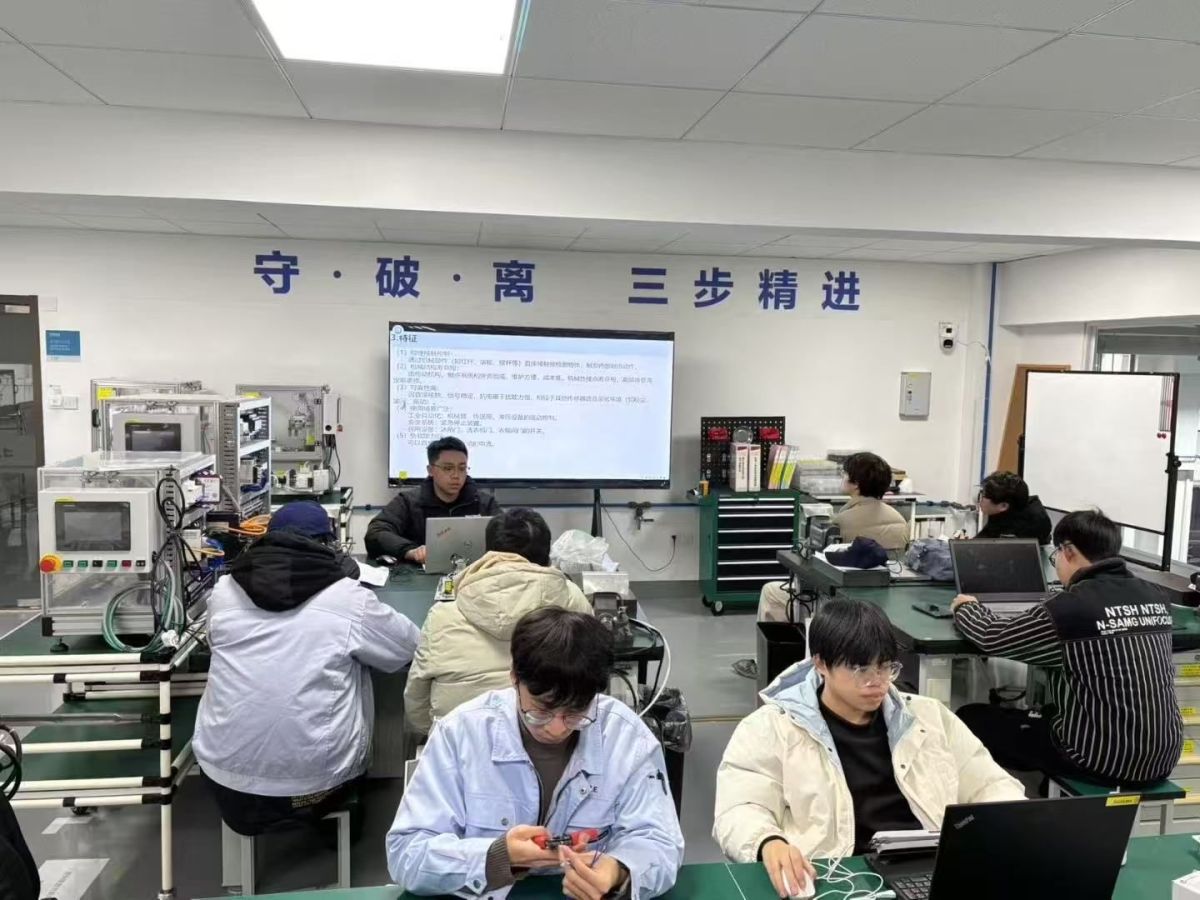 工业机器人实战培训